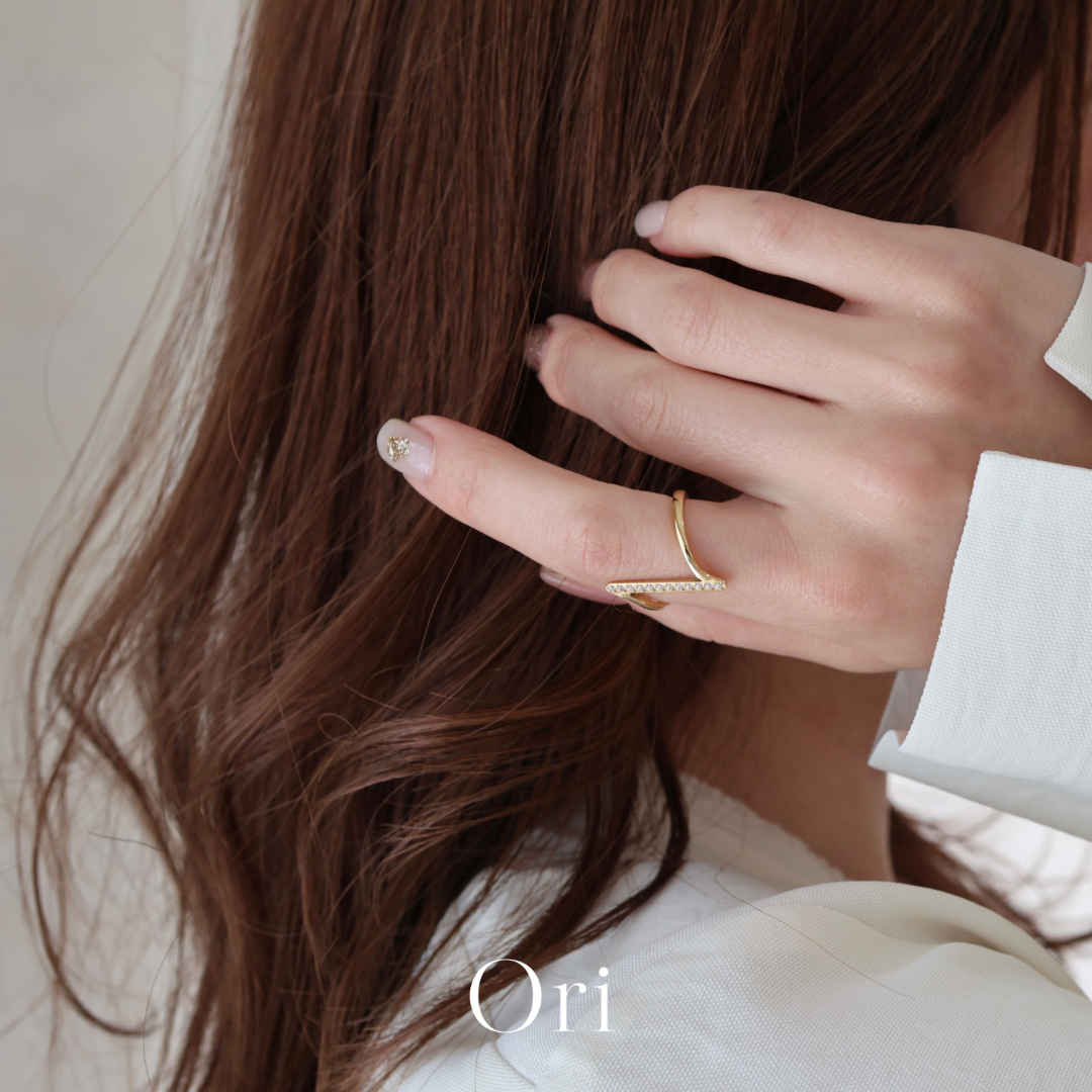 V line ring
