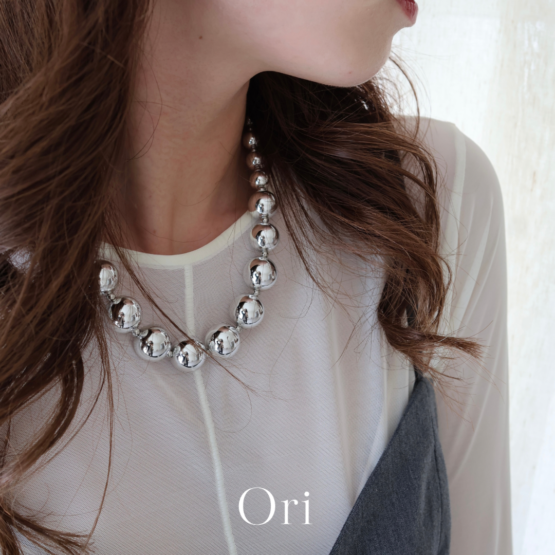 Ball necklace & Metal pearl pierce