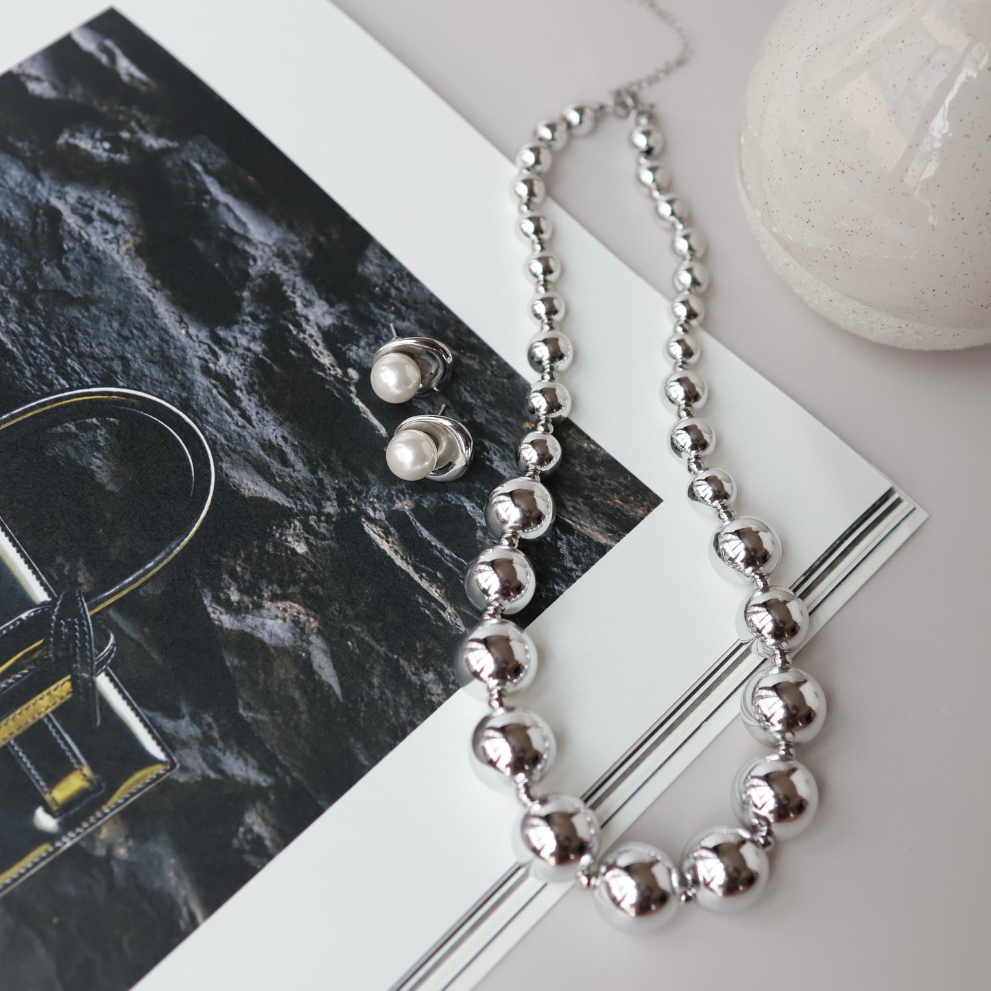 Metal pearl pierce
