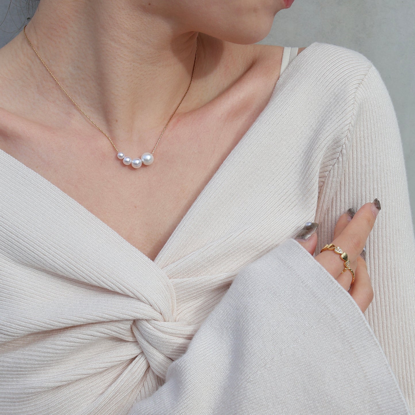 Gold heart ring