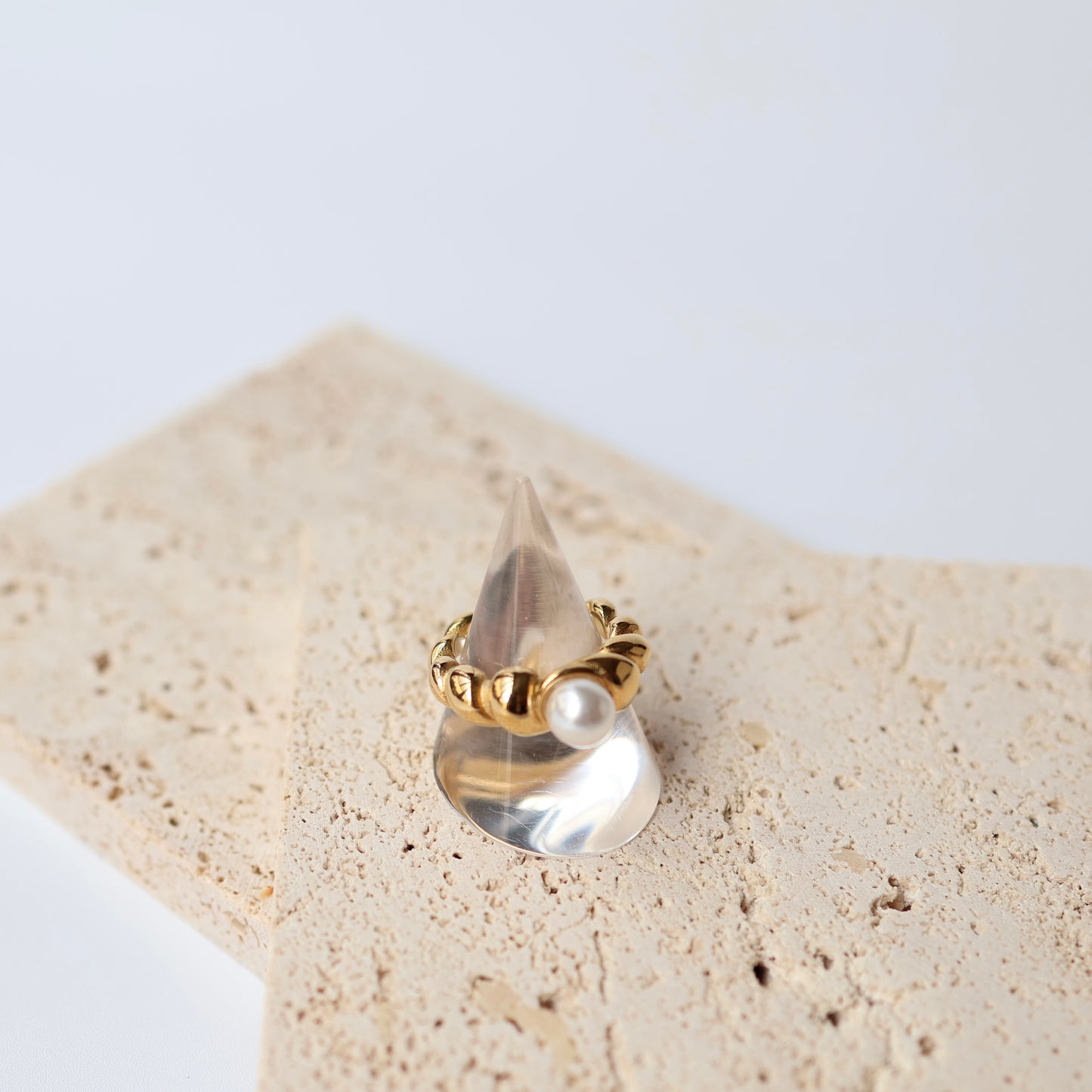 Nuance pearl ring