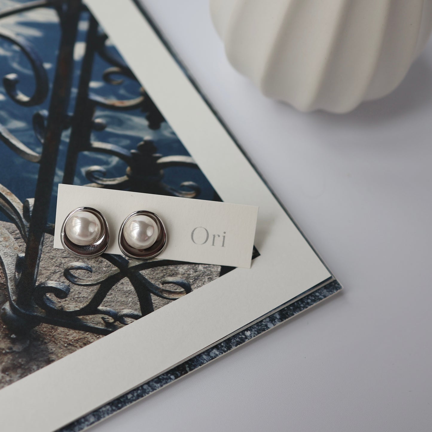 Metal pearl pierce