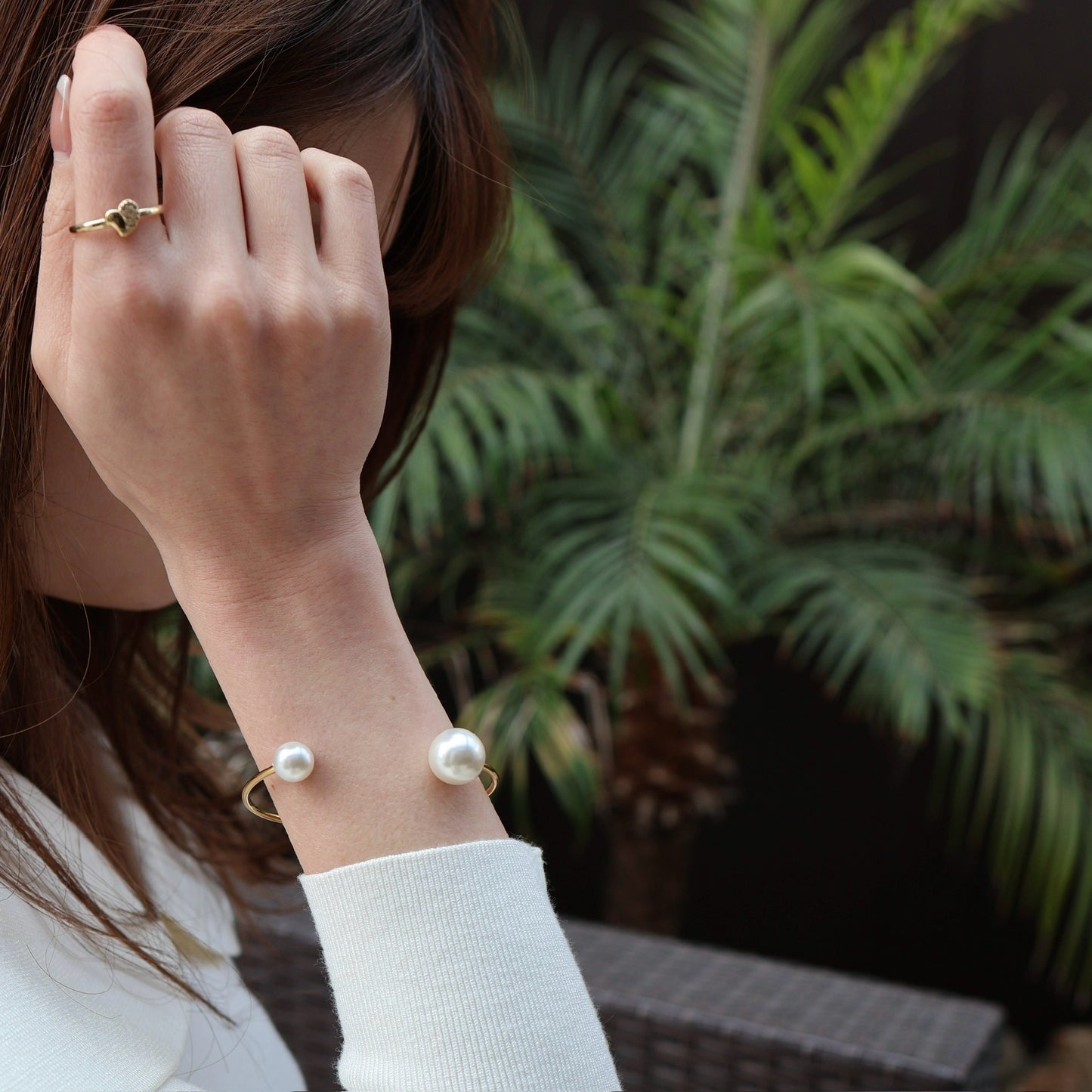 Heart pierce & Perl hug bangle