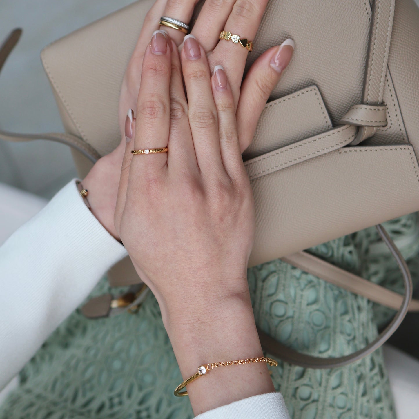 Gold heart ring