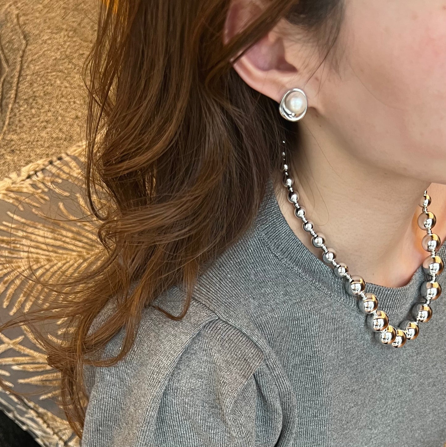 Metal pearl pierce