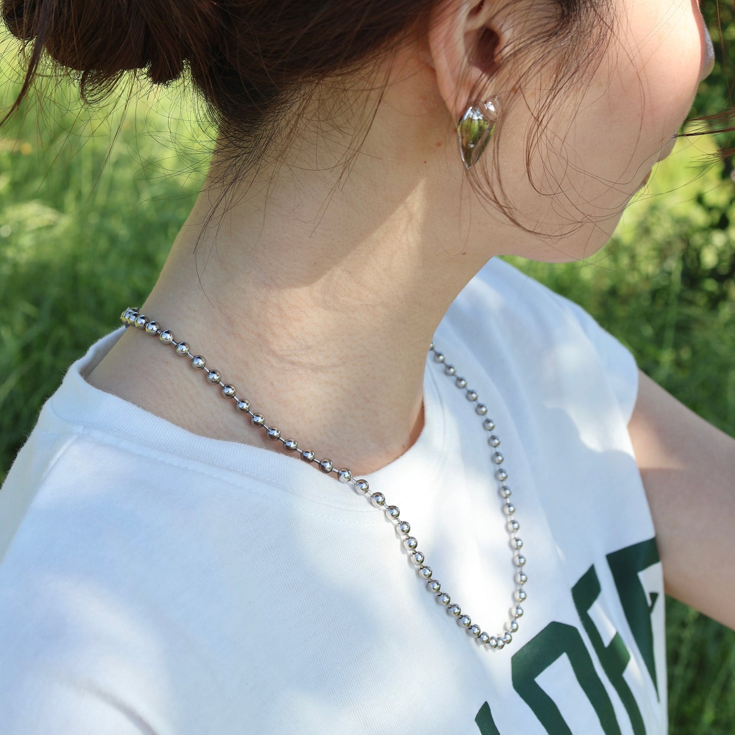 Medium ball necklace