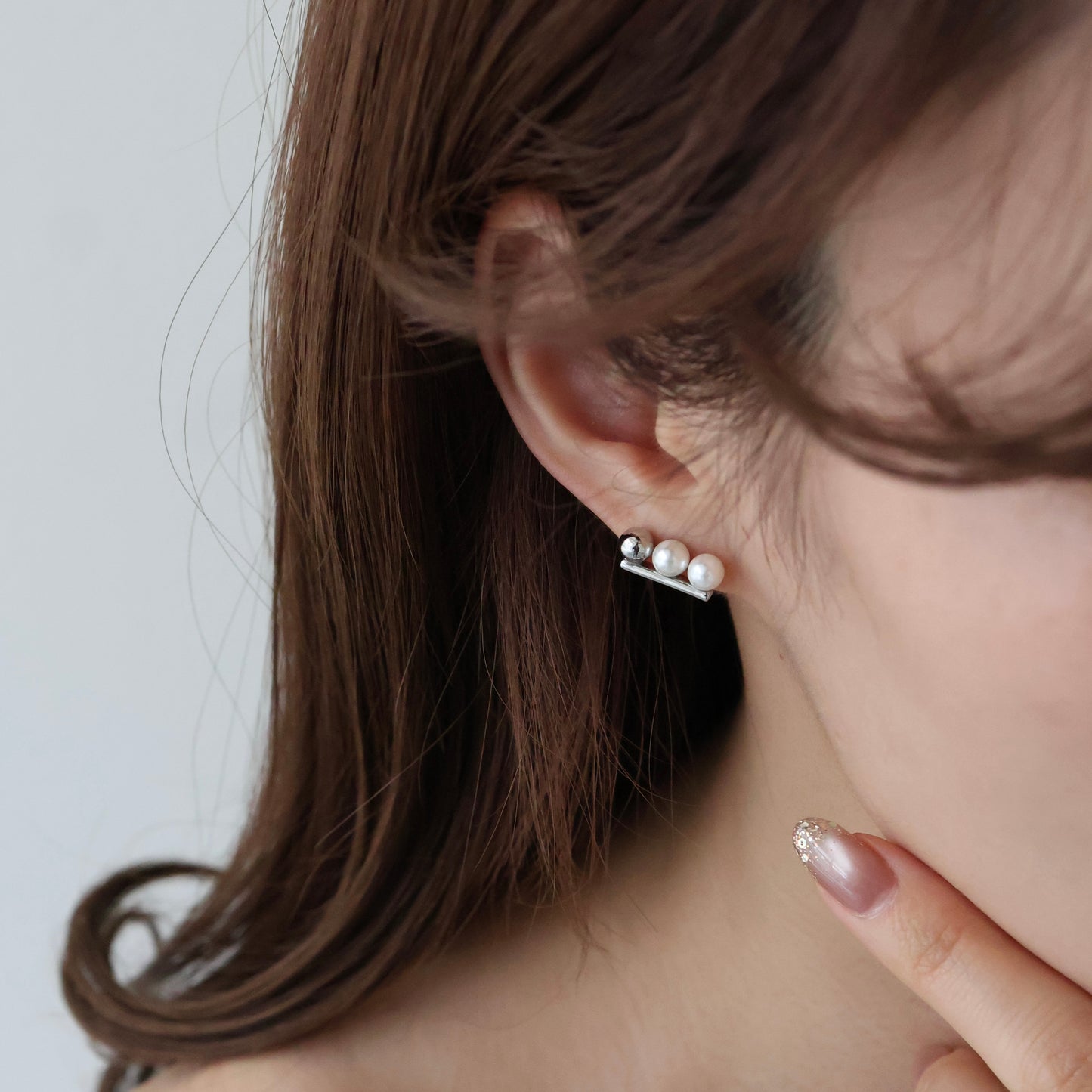3 pearl line pierce